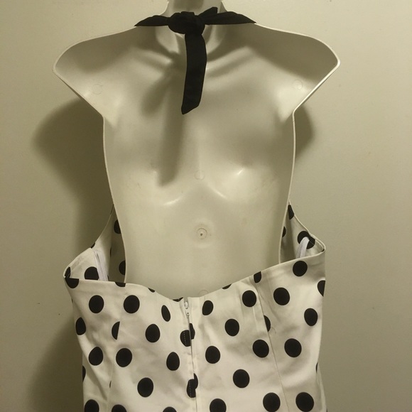 B/W Polka Dot Rock Steady Cherry Dollface Dress 3x - Picture 6 of 9